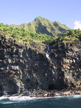 Foto Höhlen in der Steilküste - 
